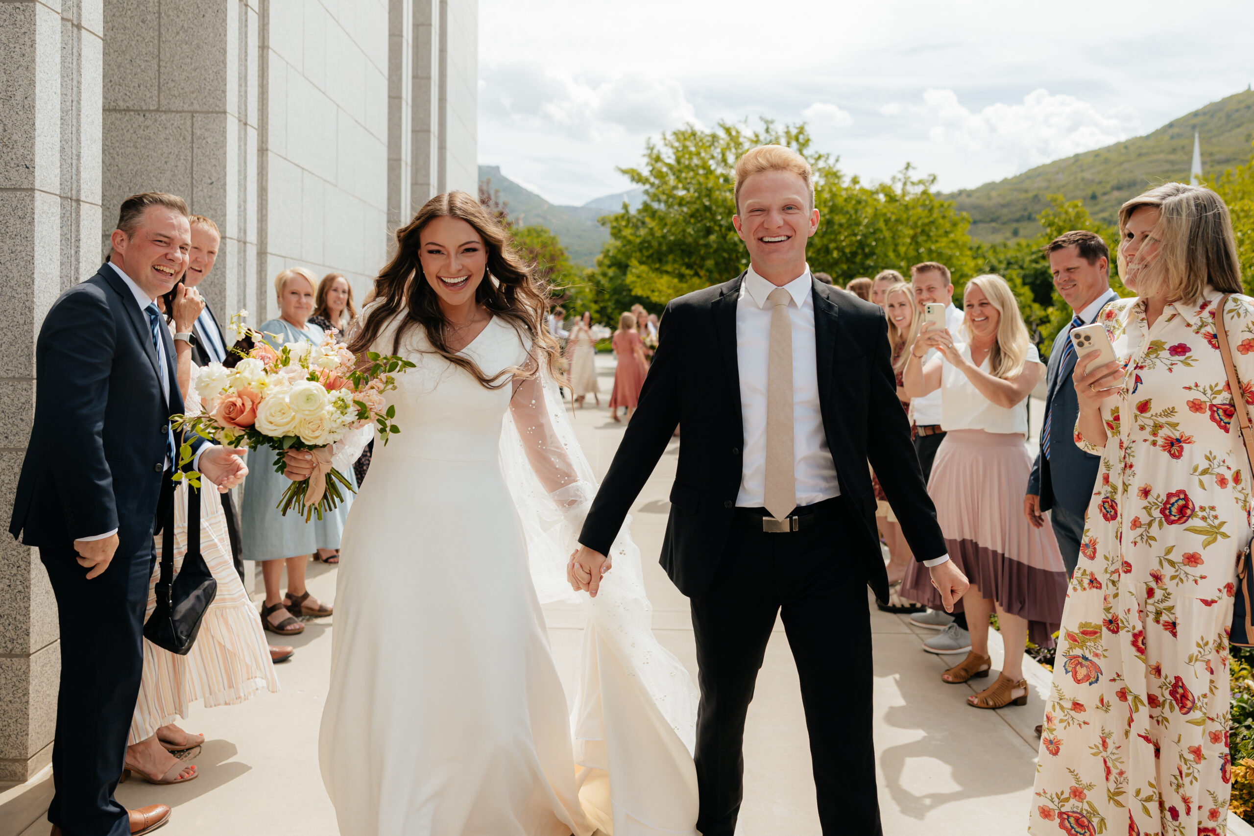 Summer Utah wedding in Draper Temple and The Wild Oak Venue Reception. Beautiful modest wedding dress & LDS temple wedding inspo
