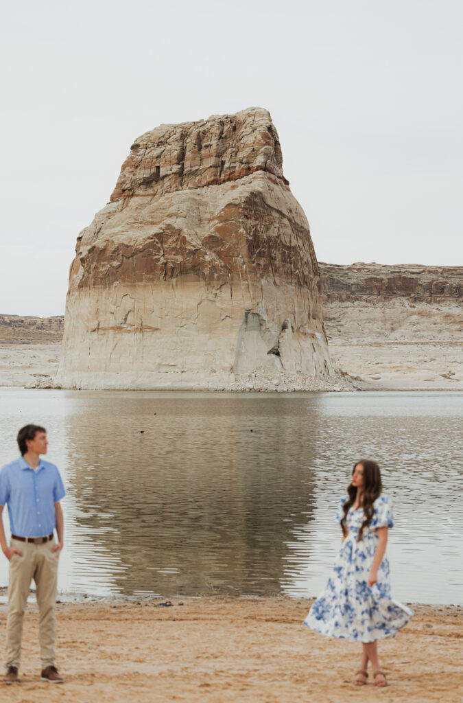 Timeless, adventurous engagement photos in the canyons of Amangiri near Lake Powell Utah. Luxury wedding photographer Jessie Lyn Photography