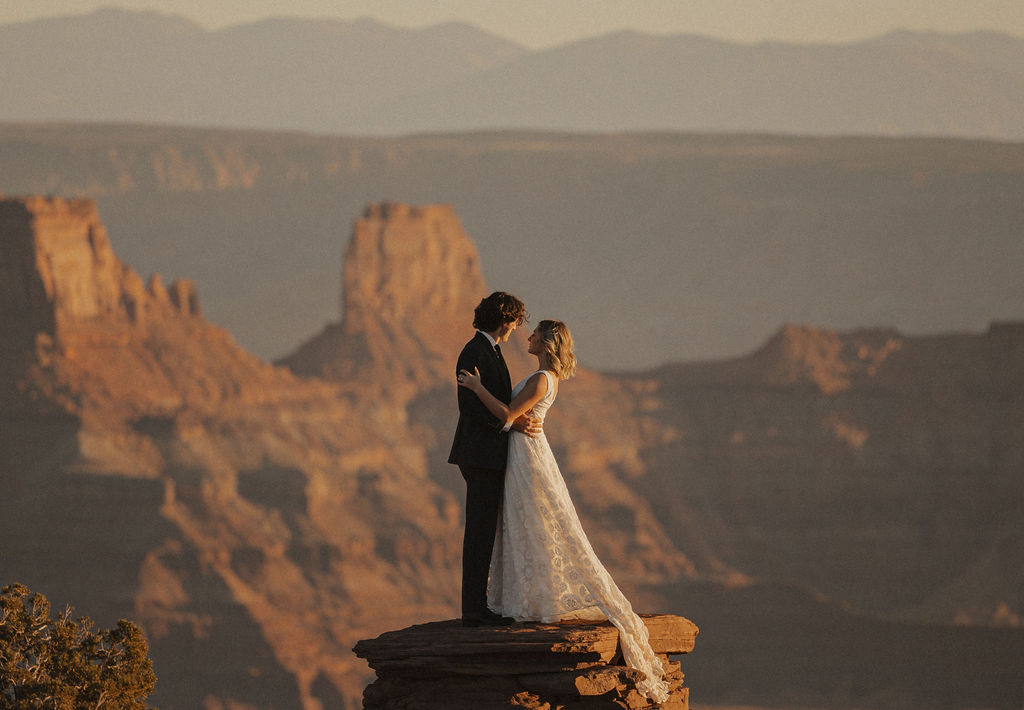 Golden Hour Elopement in the Desert of Canyonlands National Park with Jessie Lyn Photography, a local Utah artist. Boho, free, & full of love